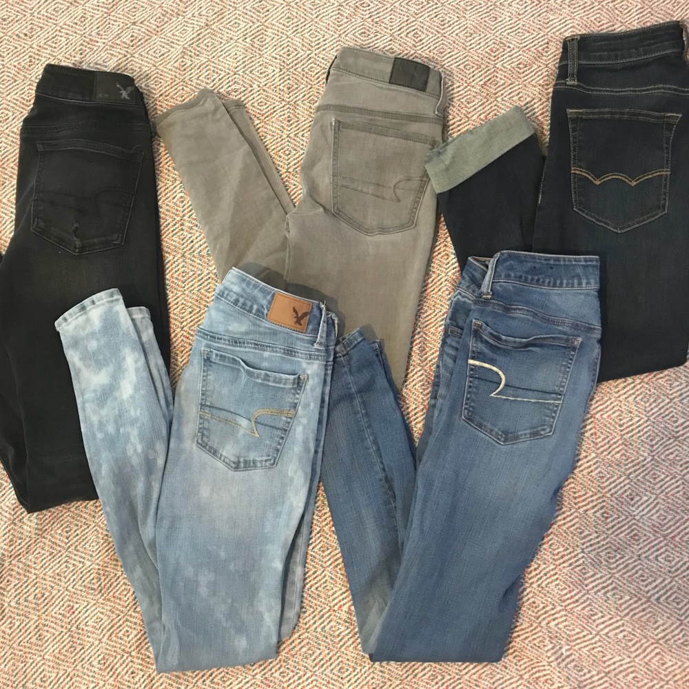 Lot of 5 Size 2 American Eagle Jeans